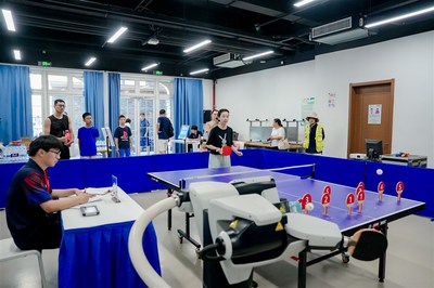 科技賦能全民健身，智慧賽事點亮社區——上海市智能乒乓球賽真新站活力開賽